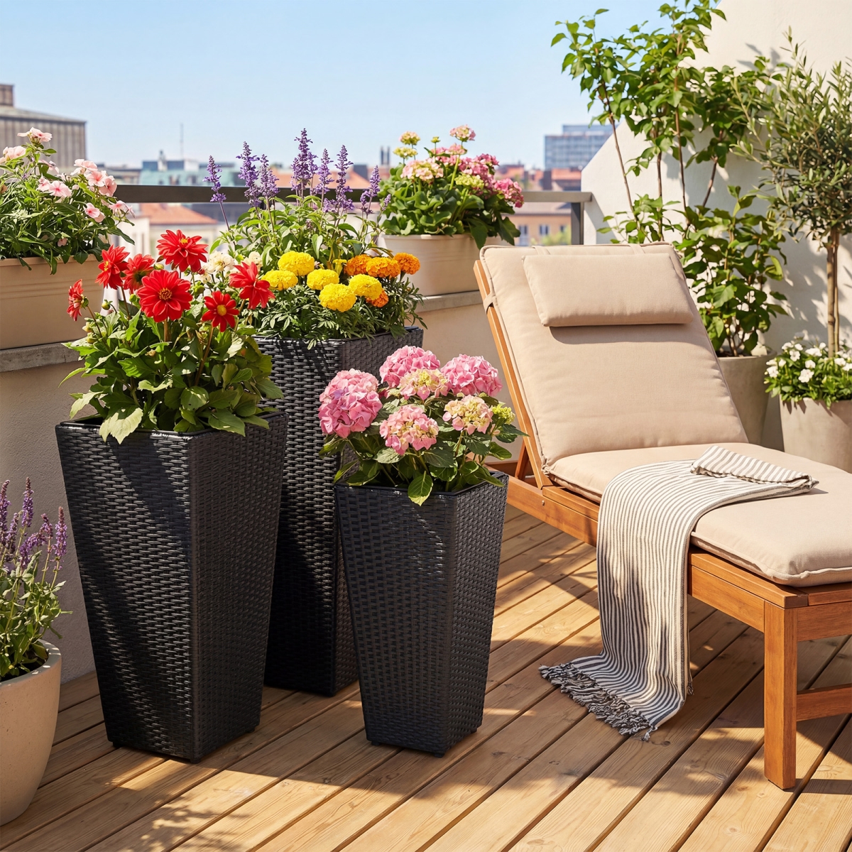 HZ10496DK Wicker Tapered PP Rattan Planter Boxes with Plastic Flower Pots, Black - 3 Piece
