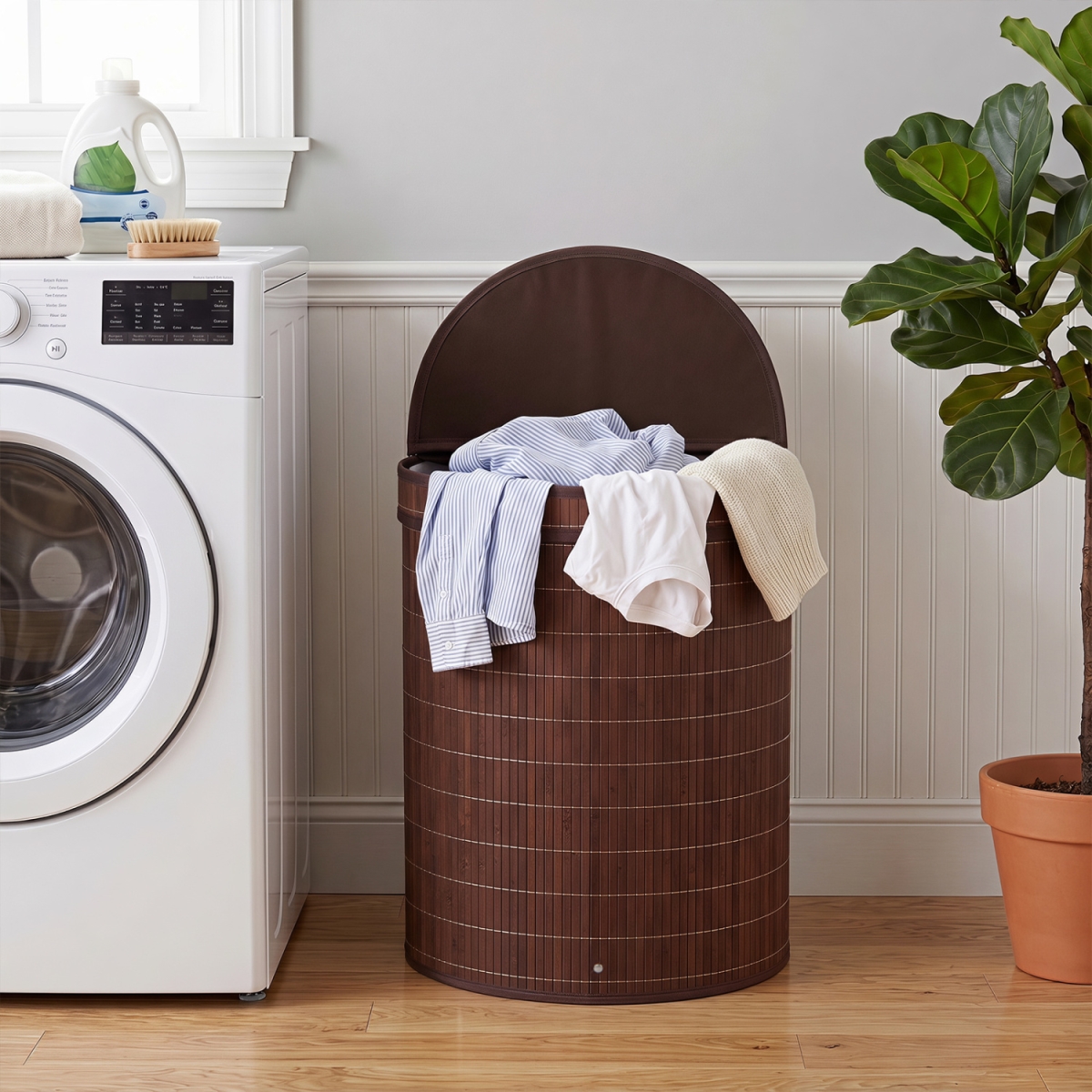 JZ10544CF 19 gal Capacity Bamboo Laundry Hamper with Zippered Lid - Brown