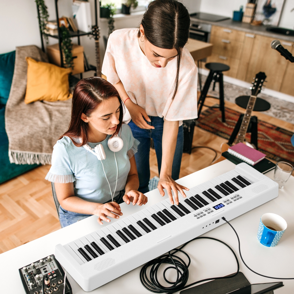 MU10136US-WH 61-Key Foldable Piano Keyboard Full-Size Electronic Keyboard with MIDI & Split Function - White