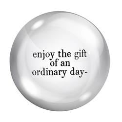 Picture of Christian Brands G0235 Face to Face Enjoy the Gift of An Ordinary Day Paper WeightPack of 2