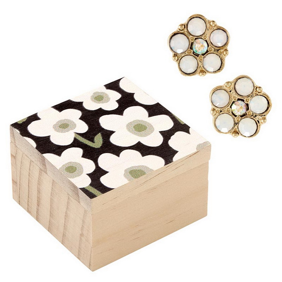 R0023 Pure Design Crystal Daisy Earrings in Pine Box