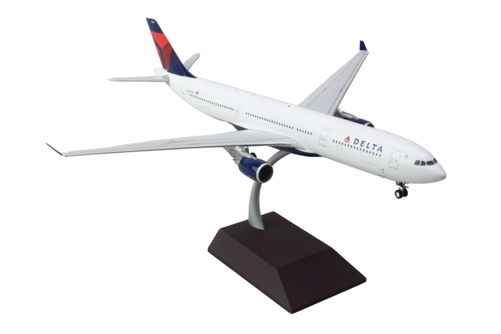 G2DAL1119 Delta Airbus A330-300 N829NW Scale 1-200 Model