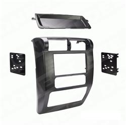 Metra  Double DIN Dash Kit for Jeep Wrangler 2003-2006  Black