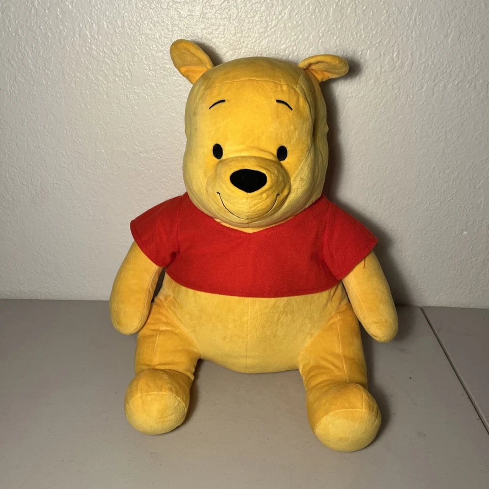116112G Pooh Jumbo Plush Toy - One Size