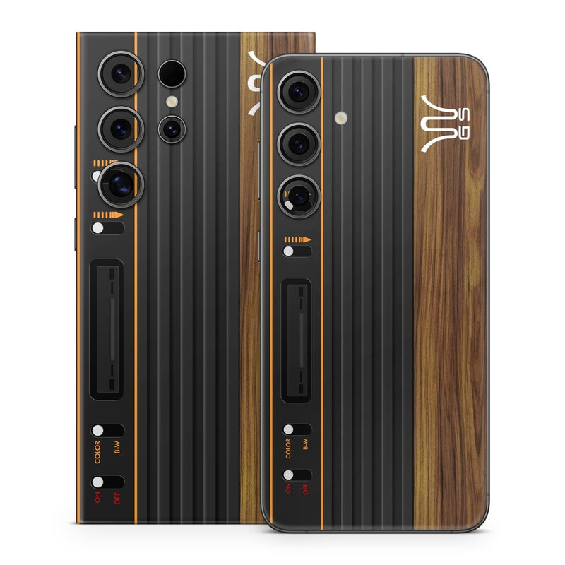 SGS24-WGS Samsung Galaxy S24 Skin - Wooden Gaming System -  Decal Girl