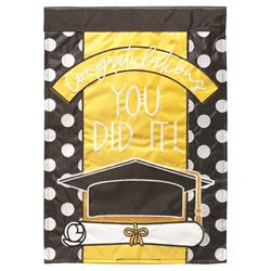 M001761 Flag Graduation Cap Polyester 29x42