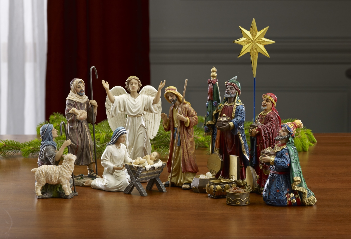 RLN020 ThreeKings 11 Piece Figurine Set 14H