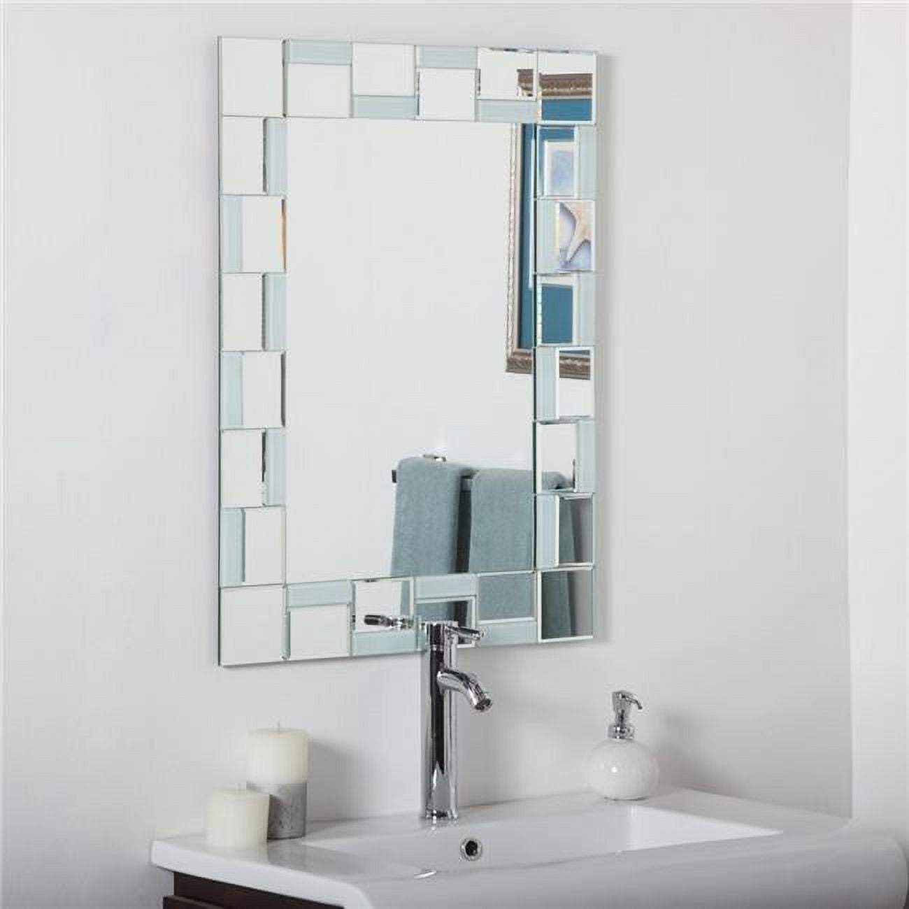 Picture of Decor Wonderland SSM310710 Quebec Modern Bathroom Mirror - Silver