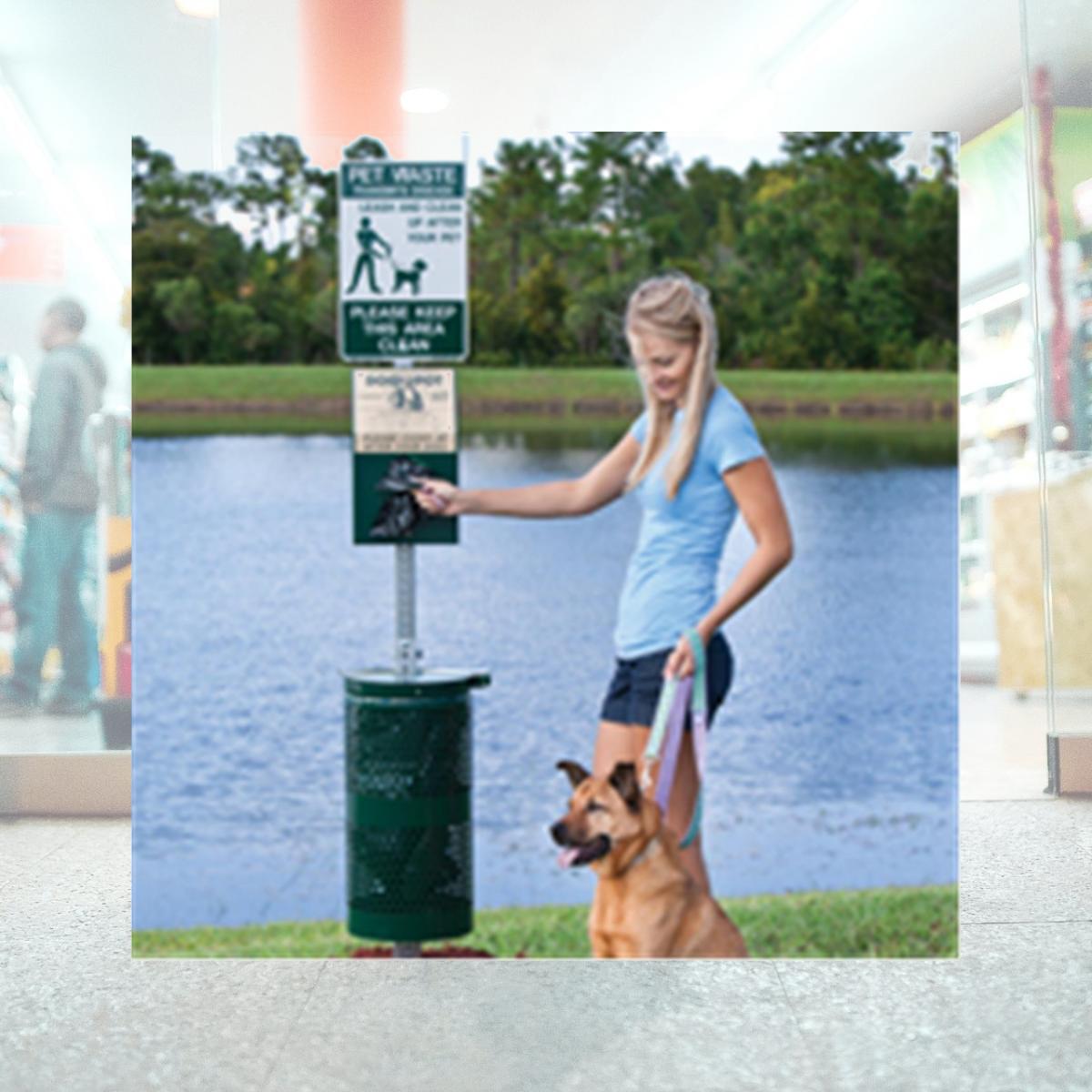 Picture of Dogipot 1206A-L Aluminum Trash Can with Lid- Forest Green