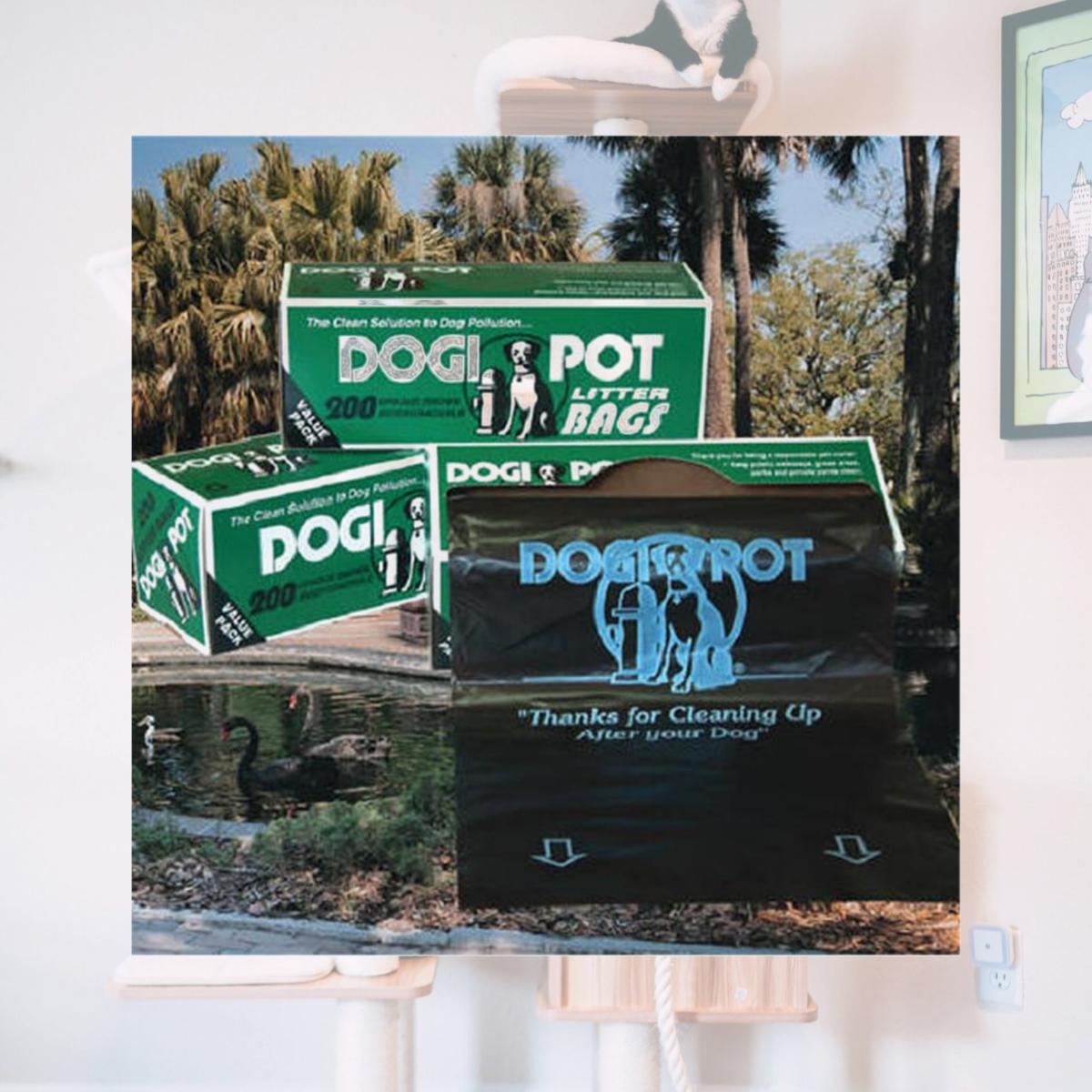 Picture of Dogipot 1402-20 20 Roll Case Smart Litter Pick-Up Bags- 4000 Bags- Opaque Green