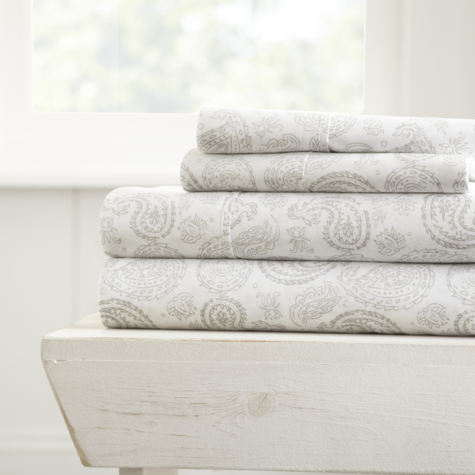 2275376 Bed Sheet Sets - Gray Paisley, Queen, 4 Piece case of 12
