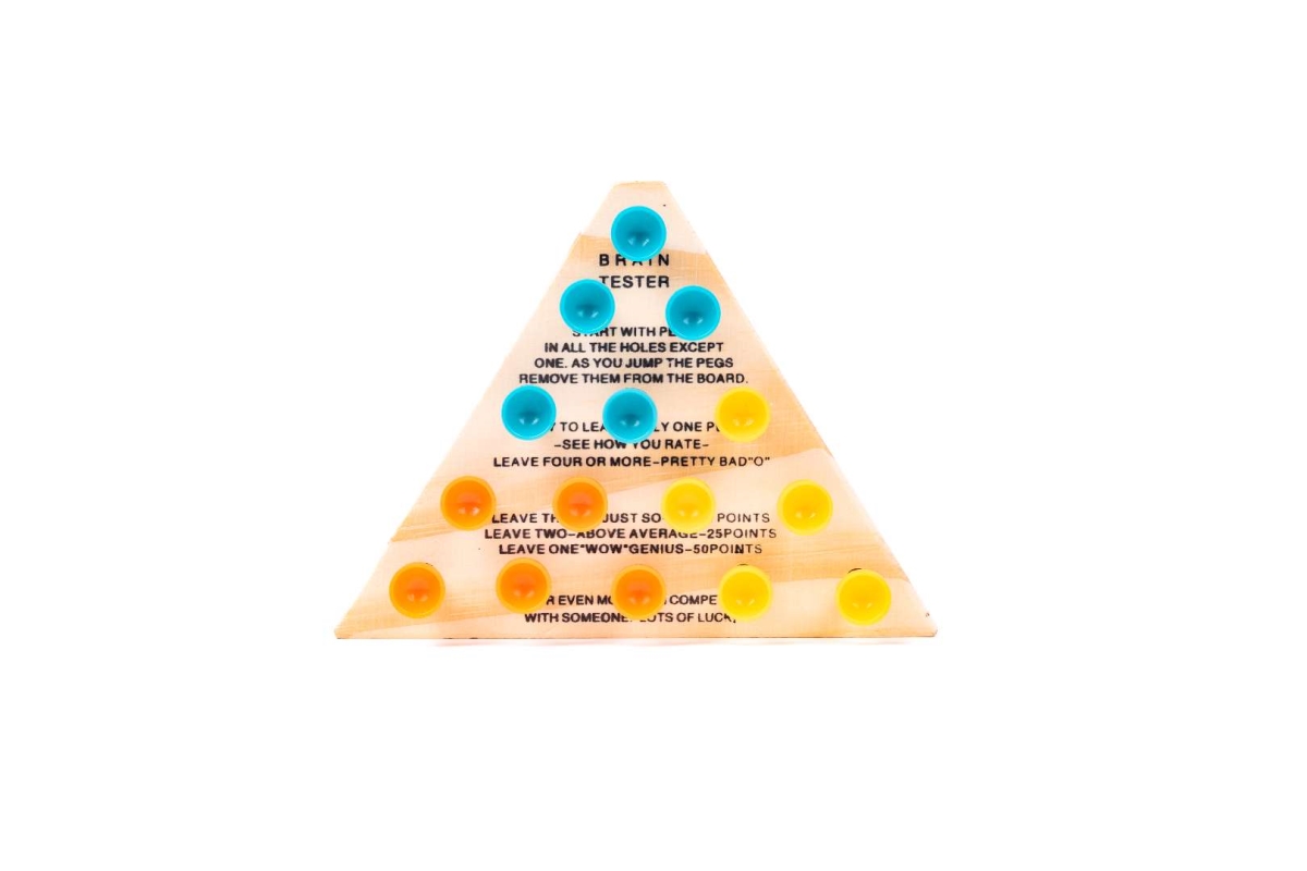 DollarDays 2377655 4.75 in. Peg Games - Pack of 12
