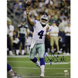 Picture of Denver Autographs 21147 16 x 20 in. Dallas Cowboys Dak Prescott Autographed Photo vs Seattle