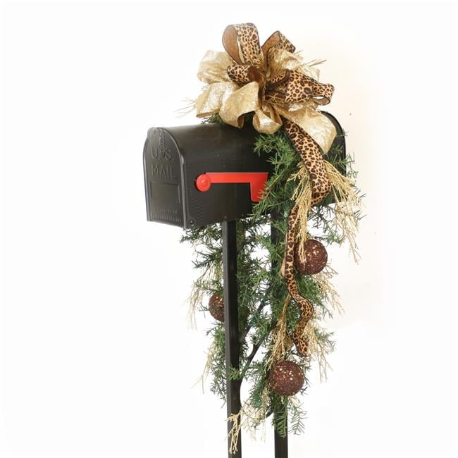 Disttive Designs X09XA8 Unisex Mailbox Garland with Gold & Brown Ornaments & Leopard Ribbon - Green