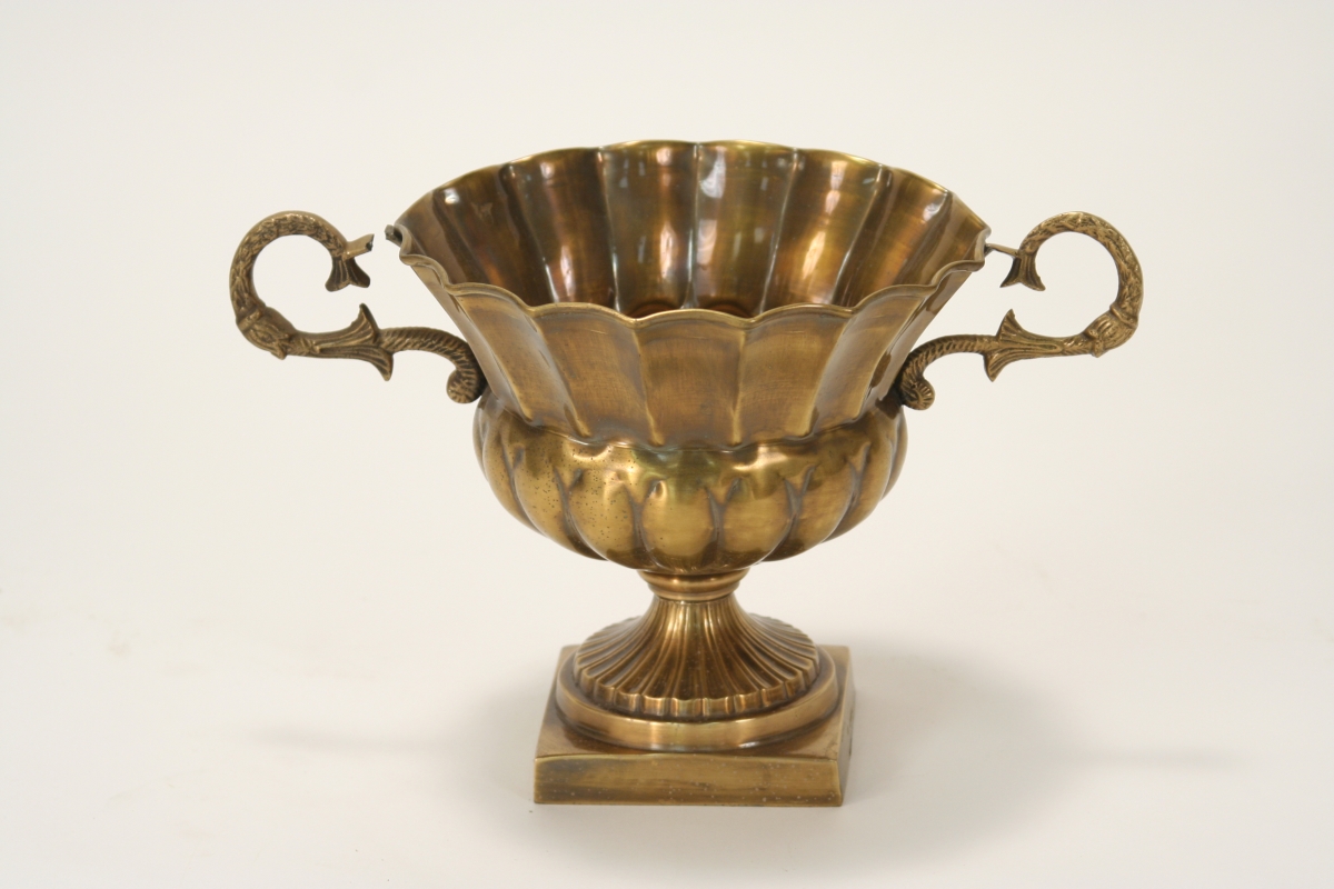 M629526A Distinctive Designs Fluted Compote Urn with Handles in Antique Brass