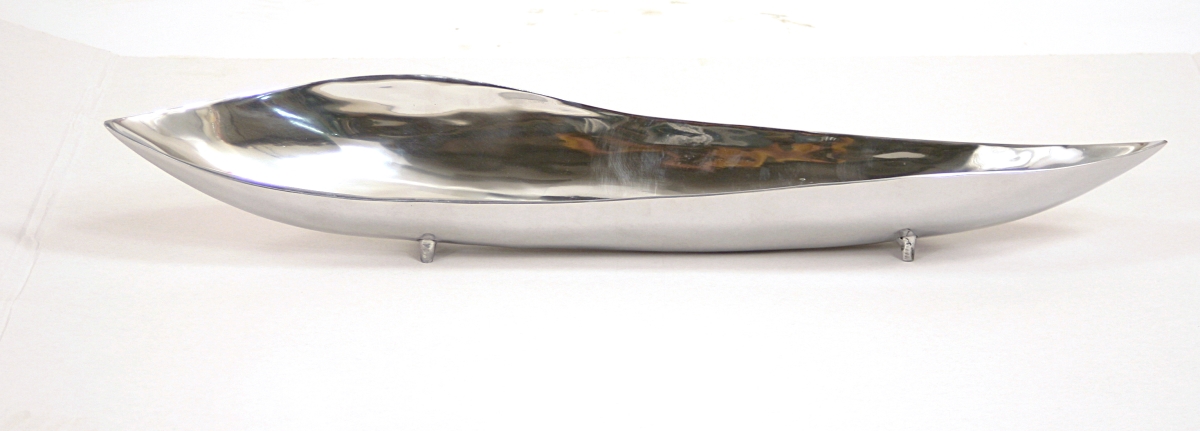 Distinctive Designs M829588NLG Aluminum Wave Tray With Feet