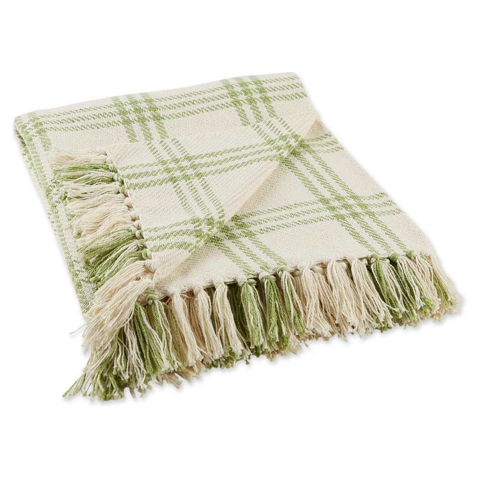 Picture of Design Imports CAMZ12211 Antique Green Modern Farmhouse Plaid Throw - 50 x 60 in.