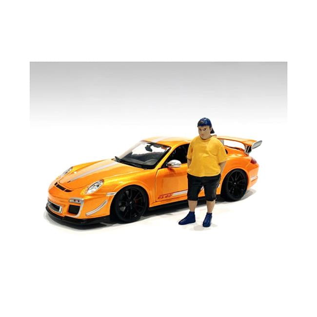 Picture of American Diorama 76378 1 in. Car Meet Figurine II for 1 by 24 Scale Models&#44; Black & Yellow