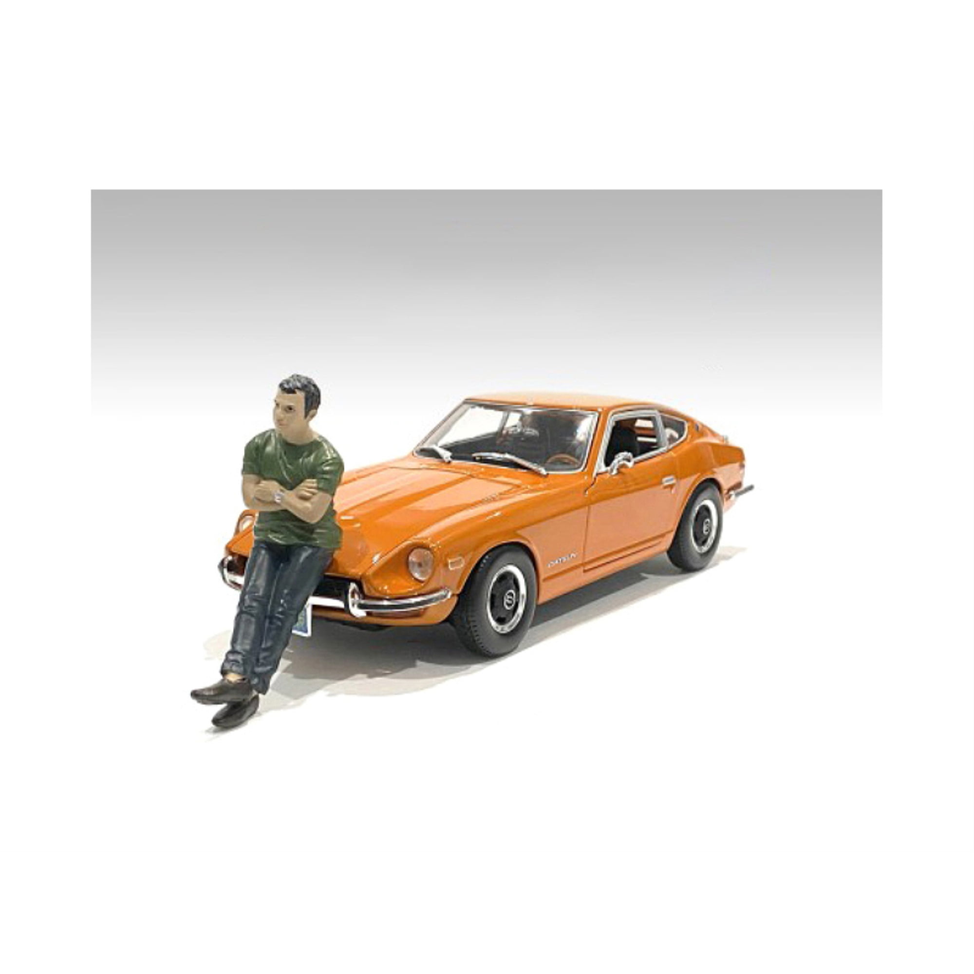 Picture of American Diorama 76290 2 in. Car Meet Figurine II for 1 by 18 Scale Model