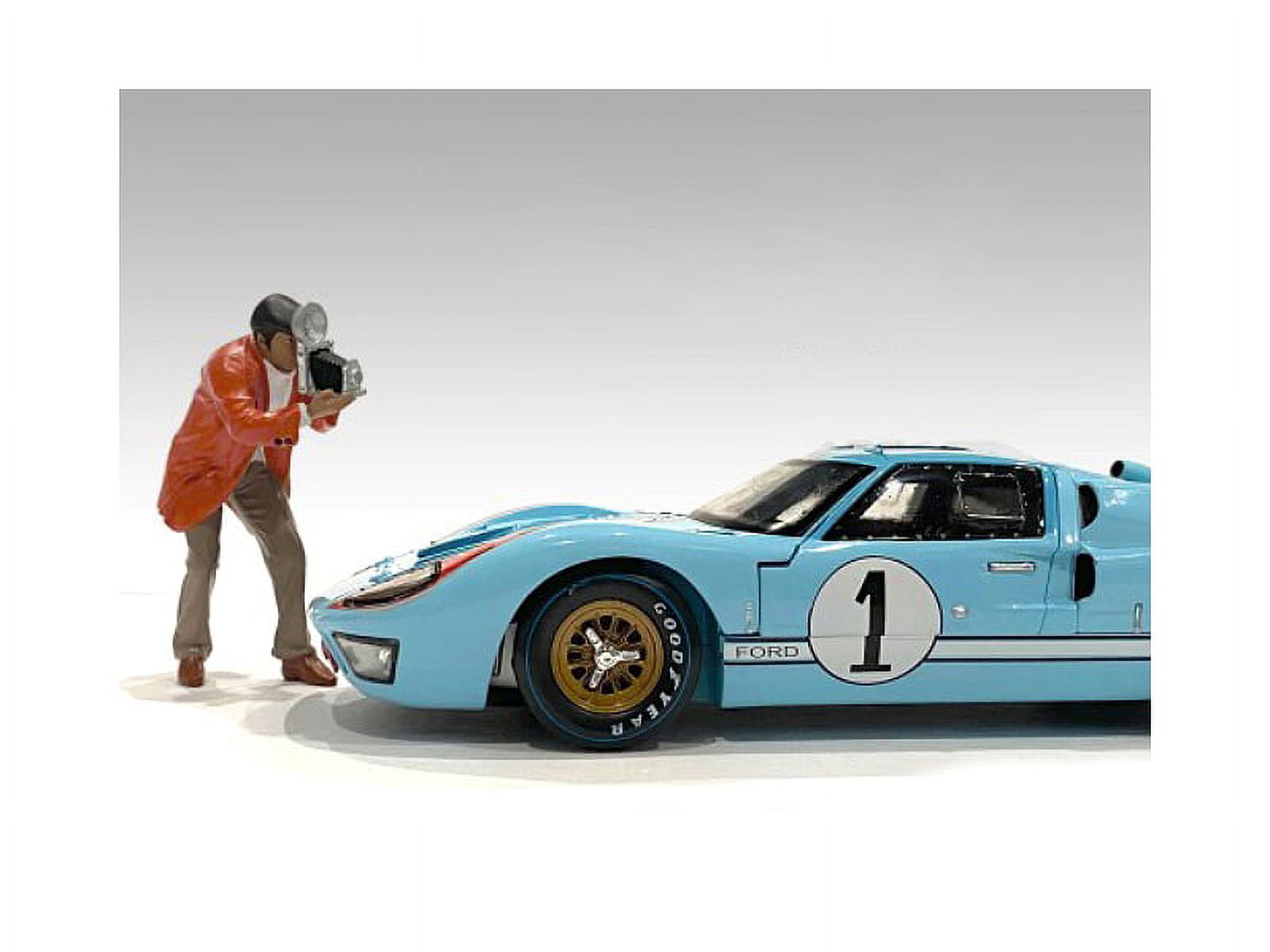 Picture of American Diorama 76385 3 in. Race Day 1 Figurine III for 1 by 24 Scale Model Car