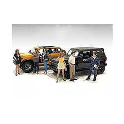 Picture of American Diorama 76407-76408-76409-76410-76411-76412 1-24 Scale The Dealership Figurine Set for Model - 6 Piece