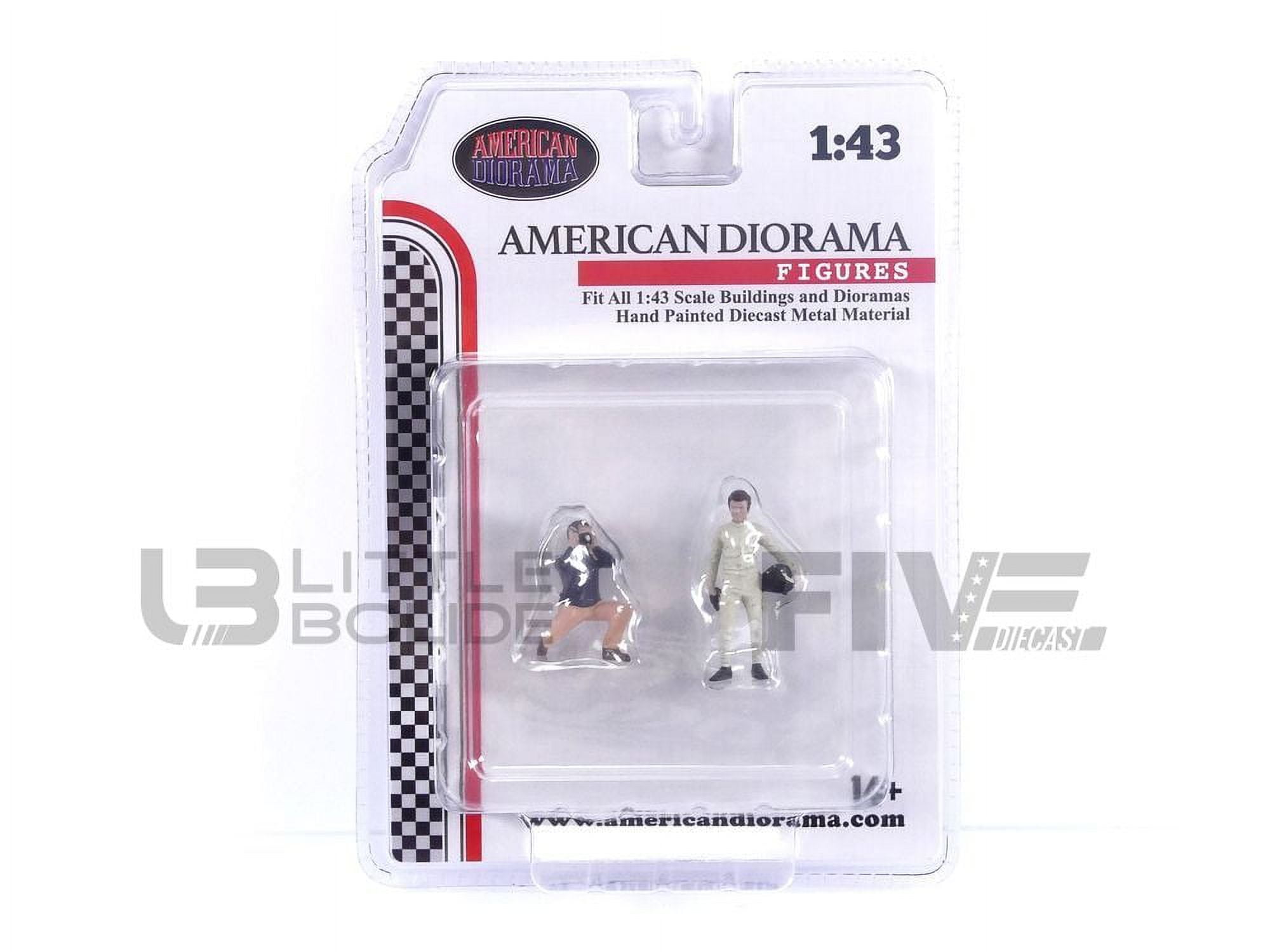 Picture of American Diorama 38359 Race Day Two Diecast Figures Set 1 for 1 by 43 Scale Models
