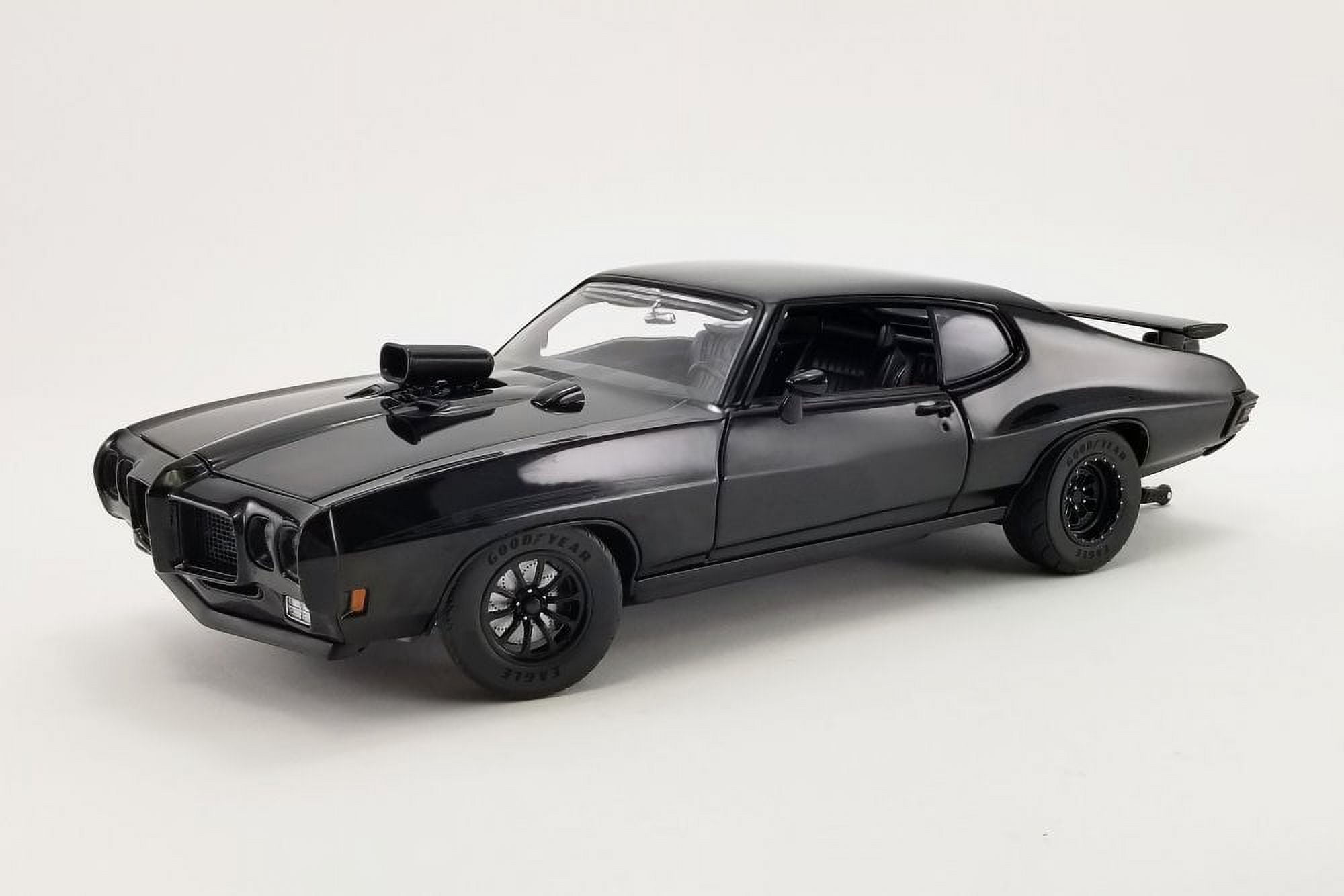 Picture of ACME A1801217 Black Drag Outlaws Series Limited Edition to 564 Pieces Worldwide 1 by 18 Scale Diecast Model Car for 1970 Pontiac GTO Judge Justified