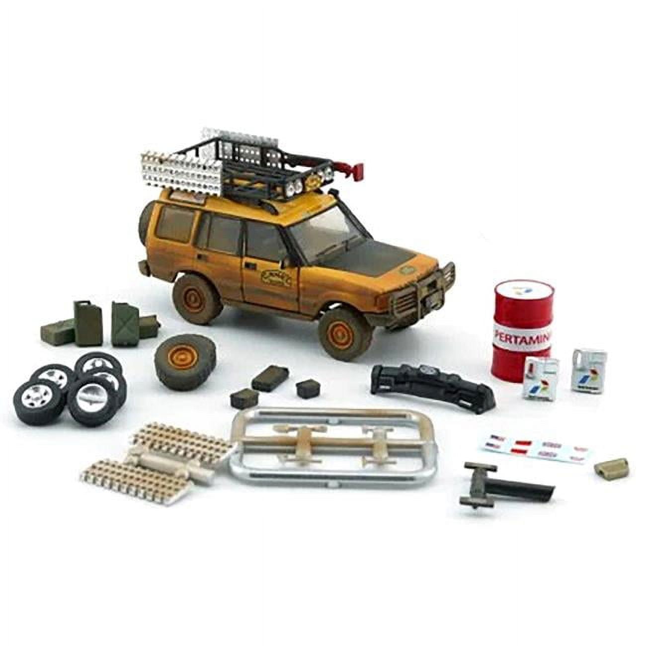 64B0282 Land Rover Discovery 1 RHD Right Hand Drive Camel Trophy Yellow Dirty Mud Version with 1 by 64 Scale Diecast Model Car - 2016 Piece -  BM Creations