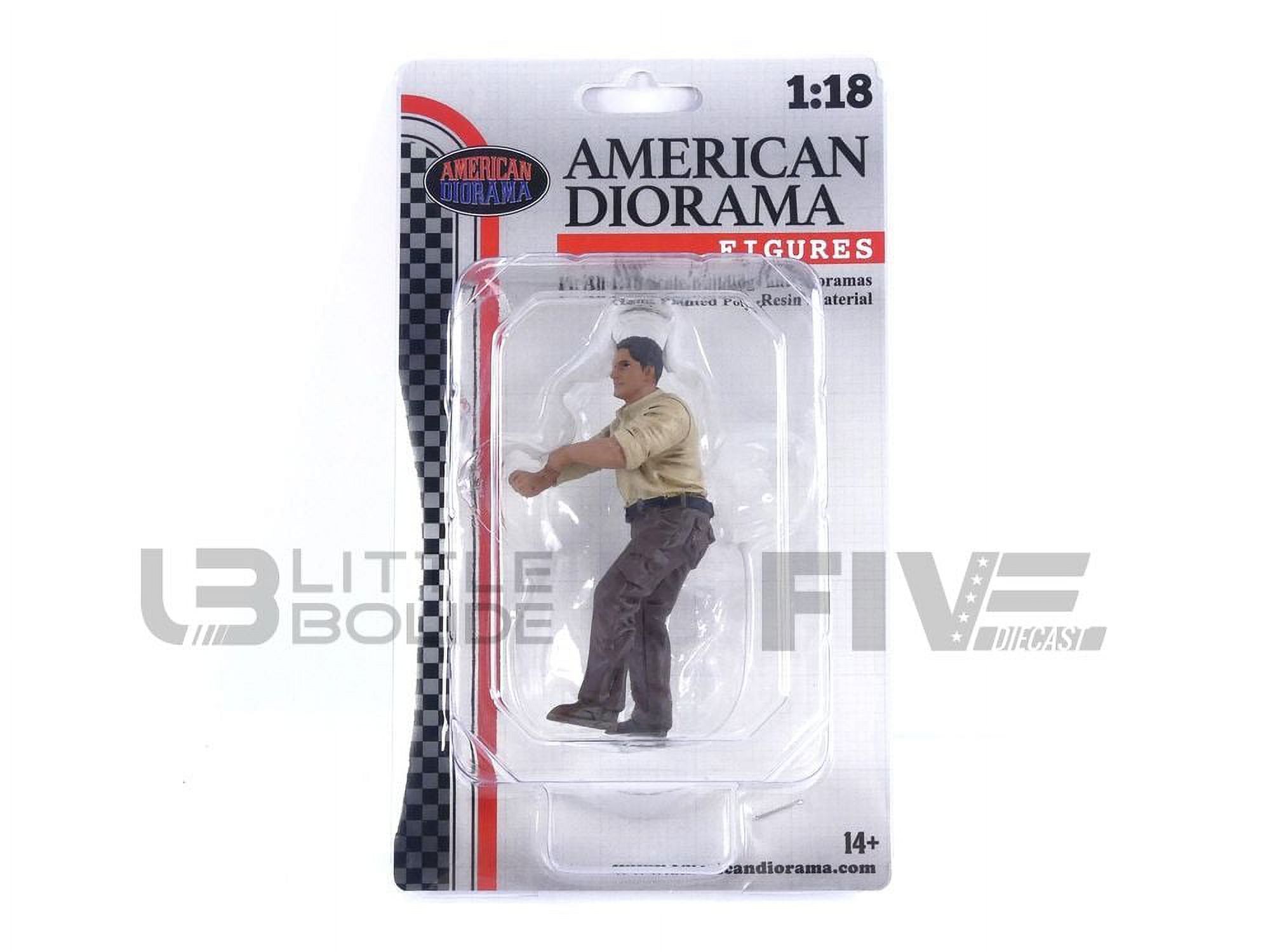1 to 18 Scale 4 x 4 Mechanic Figure 3 for Model Car
