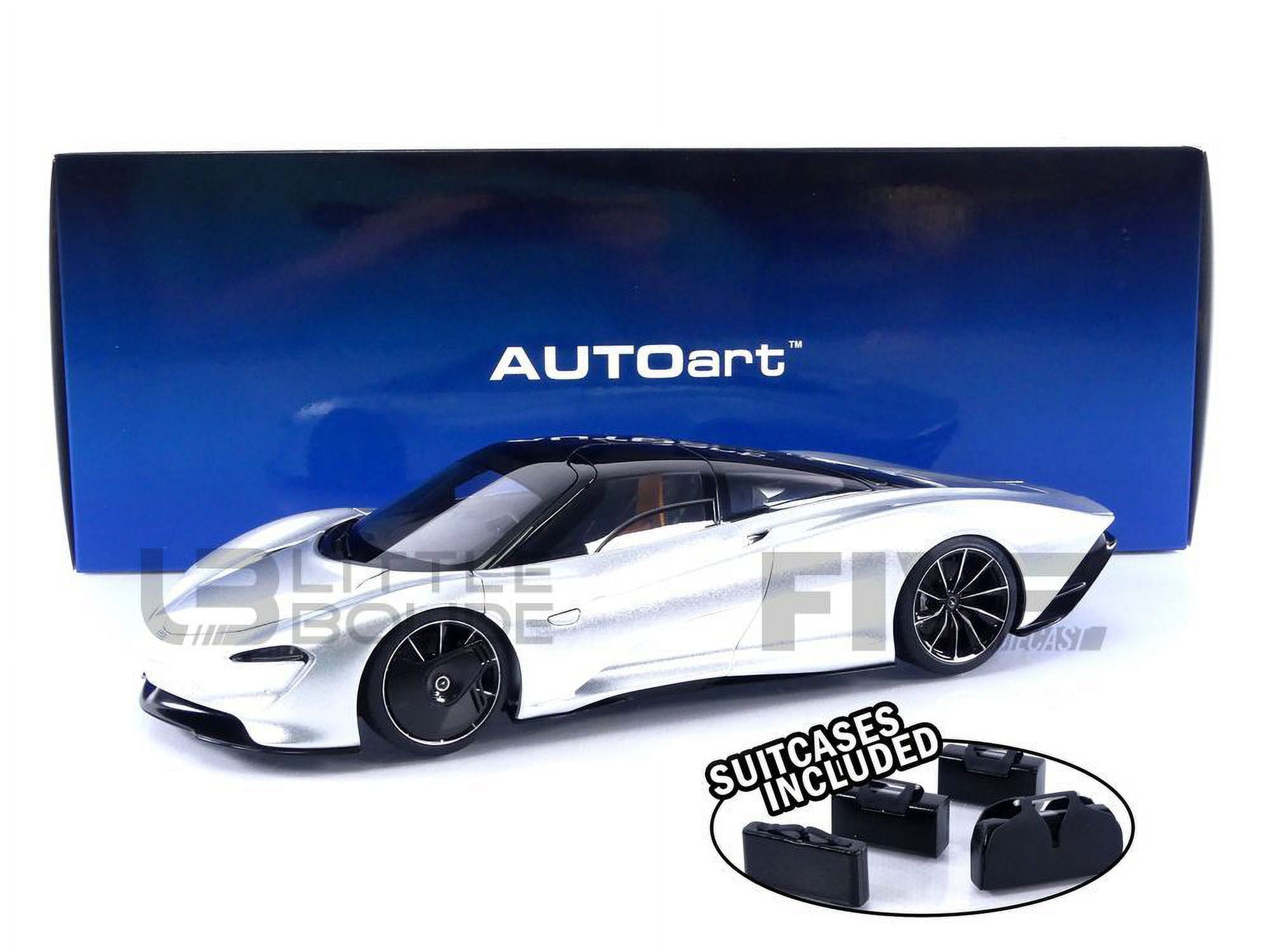 Picture of Autoart 76090 1-18 Scale McLaren Speedtail Supernova Silver Metallic with Black Top & Suitcase Accessories Model Car