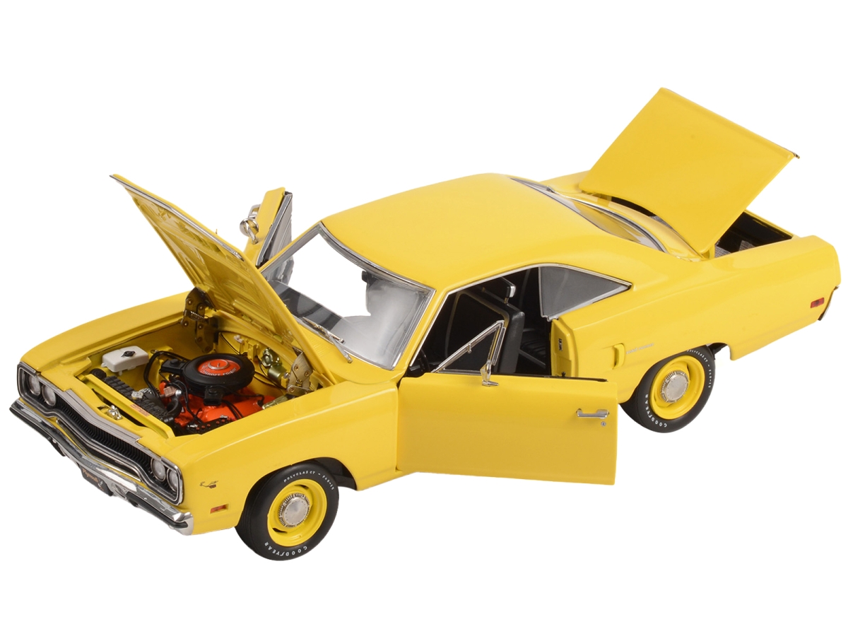 Picture of GMP GMP-18971 1970 Plymouth Road Runner Lemon Twist Limited Edition to 732 Piece Worldwide 1-18 Scale Diecast Model Car&#44; Yellow
