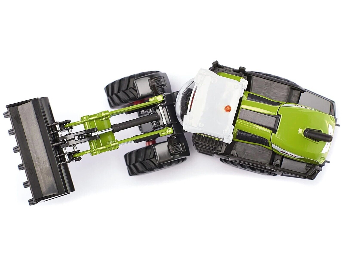 Claas Torion 1914 1-50 Scale Diecast Model Wheel Loader, Green & White