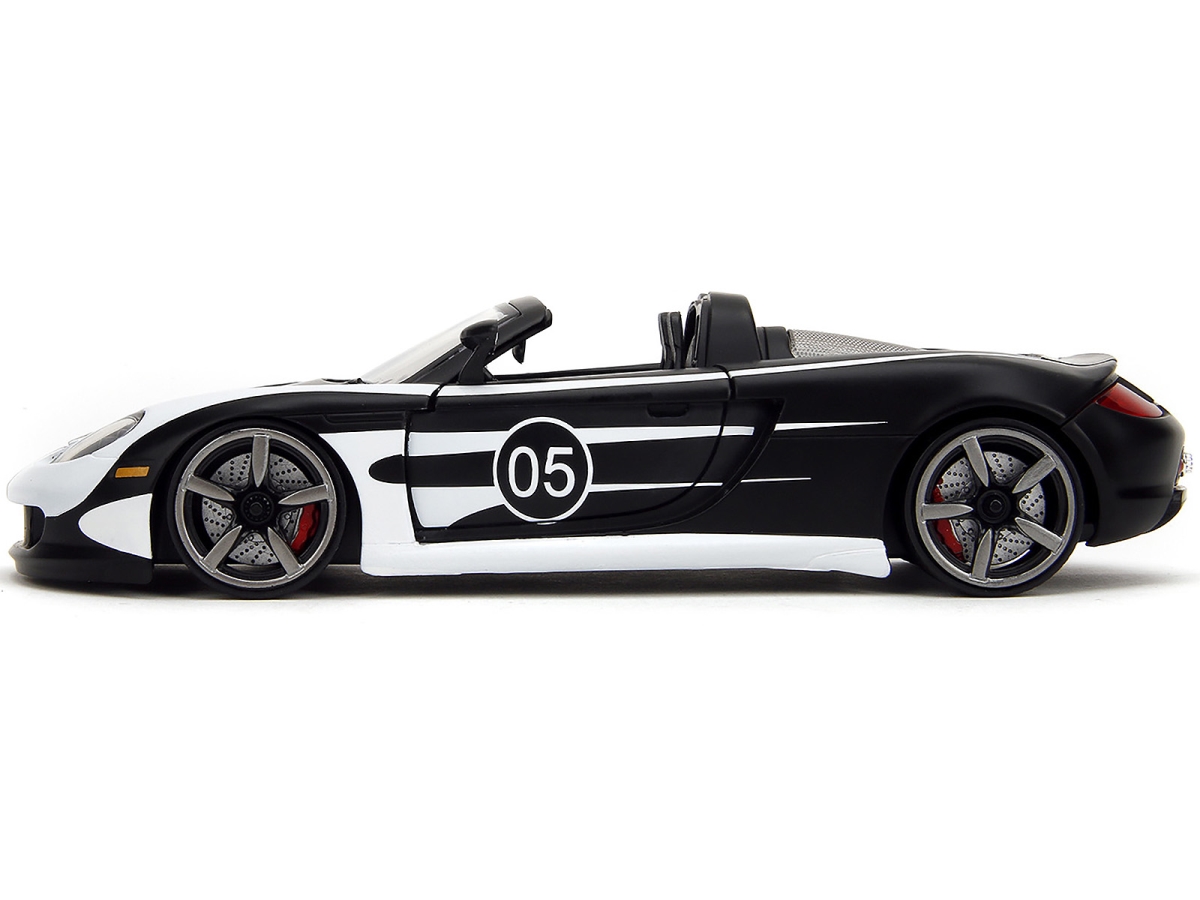 Jada 35490 Porsche Carrera GT Convertible No.05 Black with White Graphics Hyper-Spec Series 1 by 24 Diecast Model Car