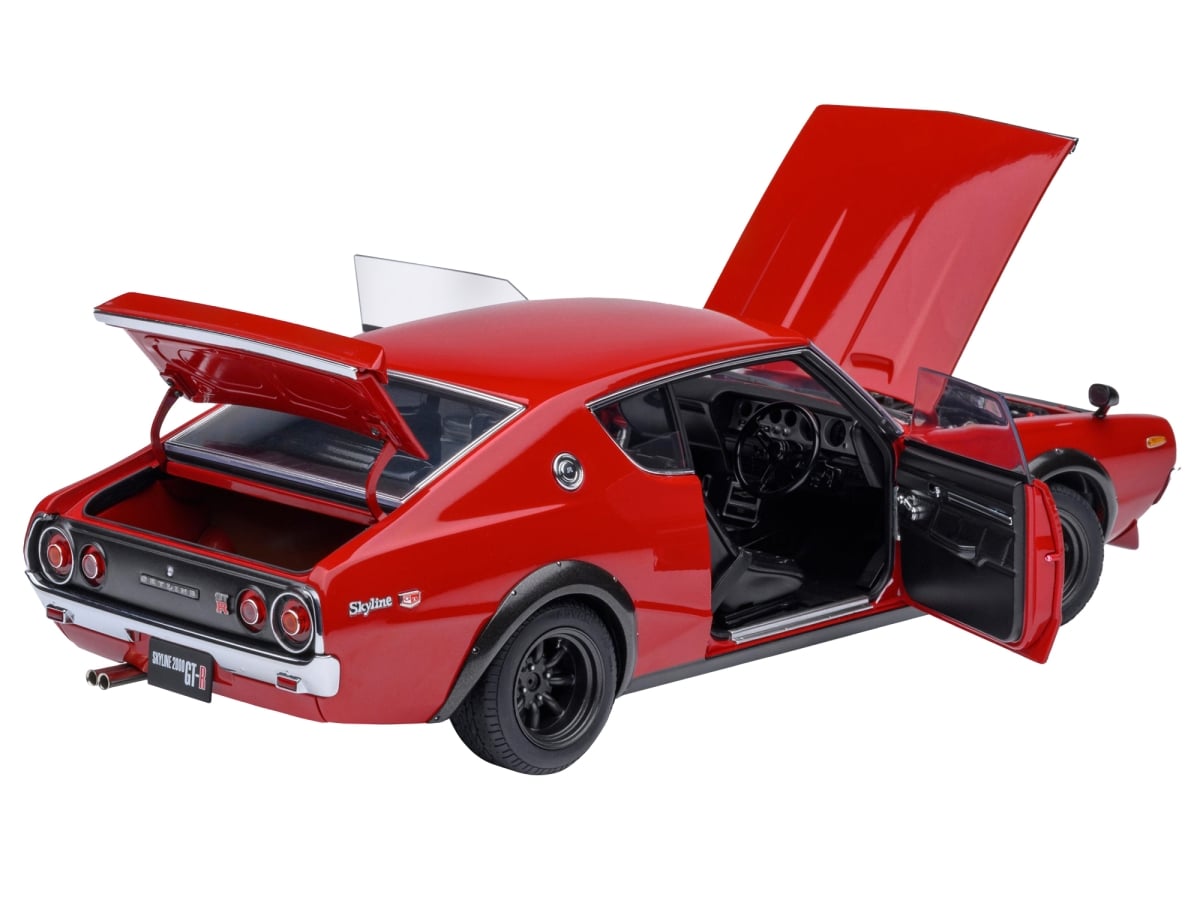 AA77468 Nissan Skyline 2000GT-R KPGC110 Tuned Version Right Hand Drive 1 by 18 Model Car, Red