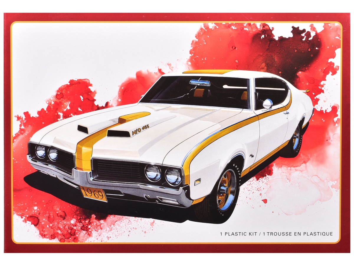 1532 Skill 2 1969 Hurst Oldsmobile Cutlass 1-25 Scale Model Car Kit
