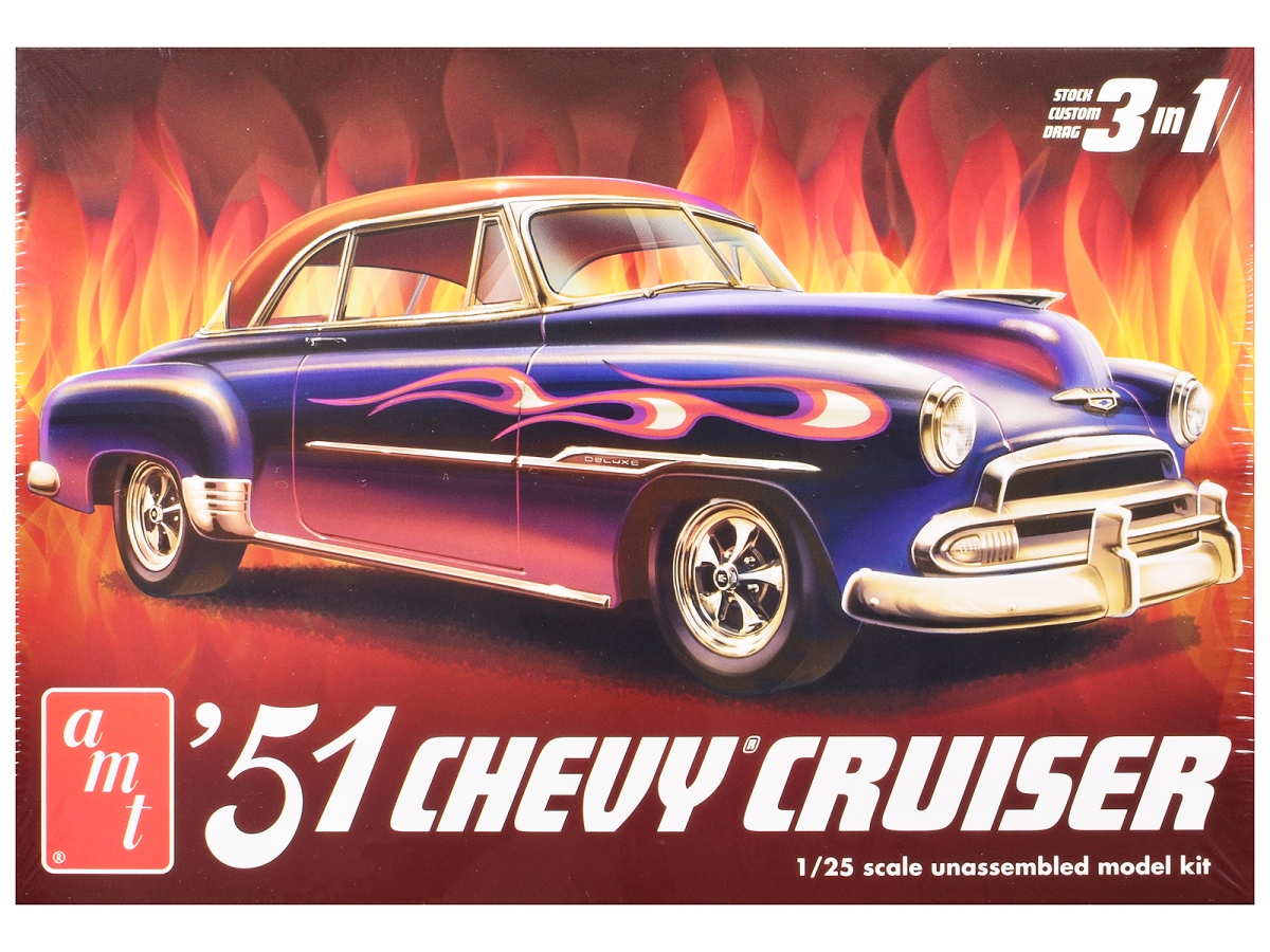 1556 Skill 2 Model Kit 1951 Chevrolet Cruiser 3-in-1 Kit 1-25 Scale Model Car