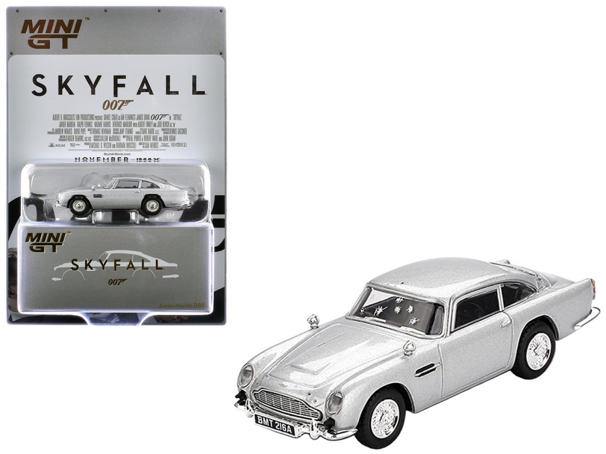 Aston Martin DB5 Right Hand Drive Birch Silver Metallic Damaged 007 James Bond Skyfall 2012 Movie Limited Edition 1-64 Scale Diecast Model Car