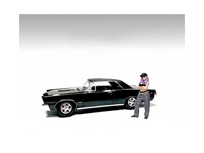 AD-25402 No.2 Hanging Out 3 Figure for 1-24 Scale Model