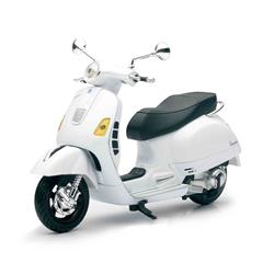Vespa GTS 300 Super Motorcycle Model - White - 1:12 Scale - Diecast Construction