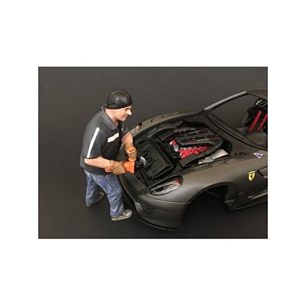 Picture of American Diorama 38261 Chop Shop Mr. Chopman Figure for 1 isto 24 Diecast Model Car