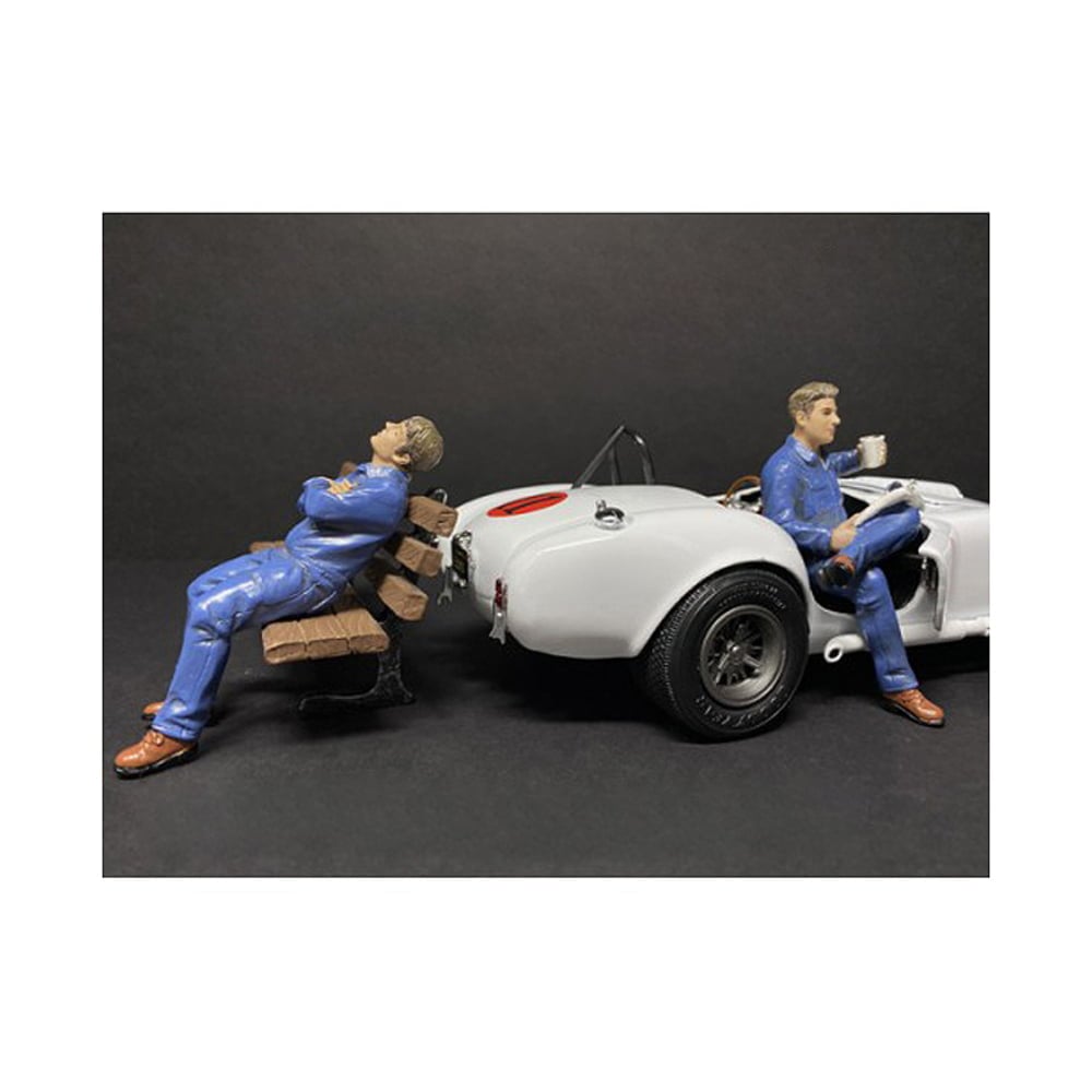 Picture of American Diorama 38332-38333 Sitting Mechanics 2 Piece Figurine Set for 1 by 24 Scale Models