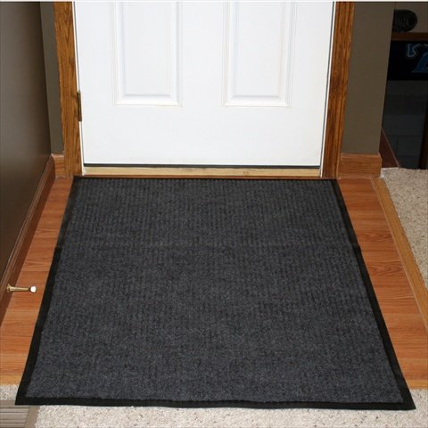 Durable Corporation 613S0046CH 4 ft. W x 6 ft. L Spectra Rib Entrance Mat in Charcoal