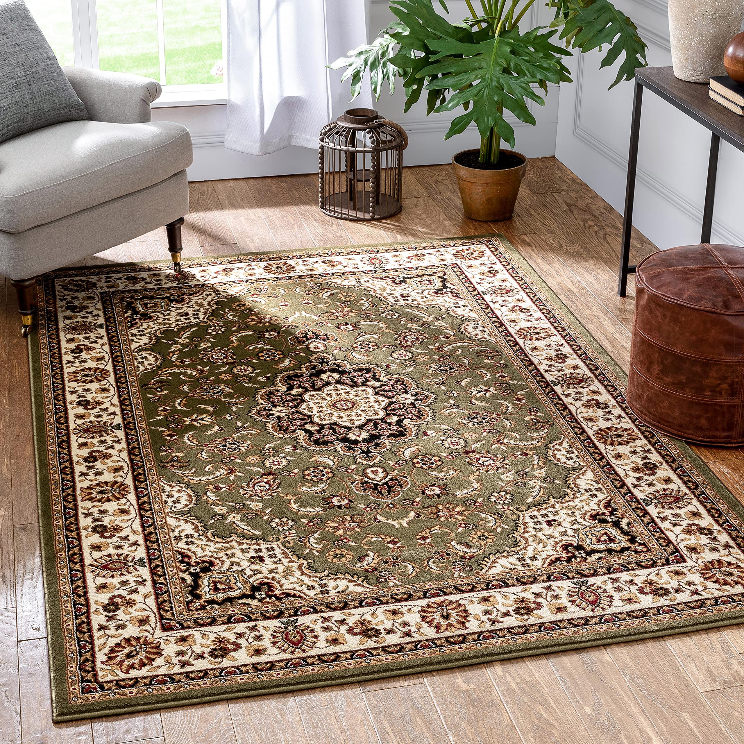 Barclay Medallion Kashan 5 ft. 3 in. Round Area Rug in Ivory