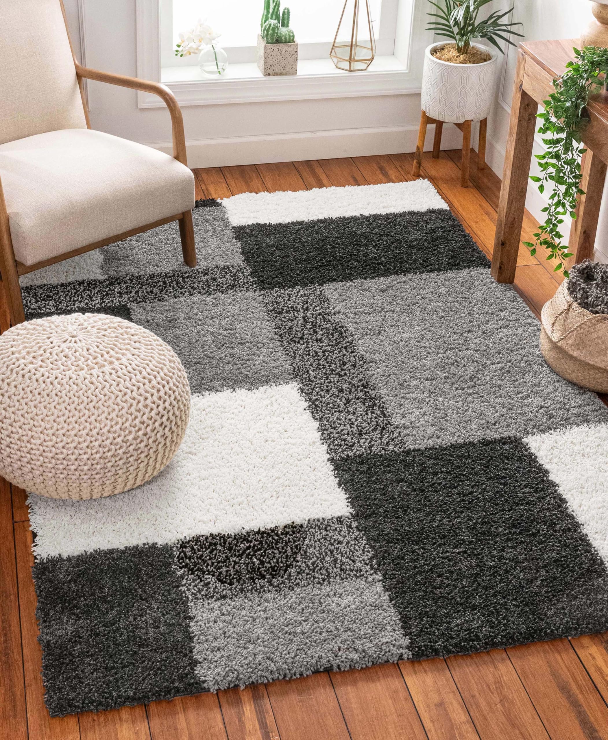 Madison Shag Cubes 6 ft. 7 in. x 9 ft. 10 in. Rectangular Area Rug in Black