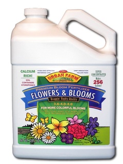 Flowers & Blooms 32 Fl. Oz Fertilizer
