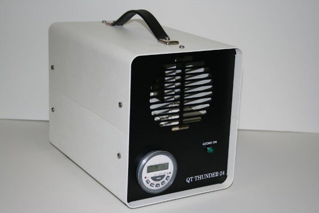 Picture of Queenaire QTT24-IIQt Thunder 24-Ii Odor Eliminator and Deodorizer