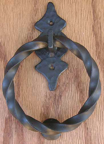 Picture of Agave Ironworks KN013-PU017-01 6 Pt Back Twisted Ring Knocker And Door PullFlat Black