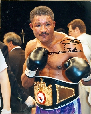 Picture of Autograph Warehouse 25632 Miguel Sosa Autographed 8 x 10 Photo Boxer
