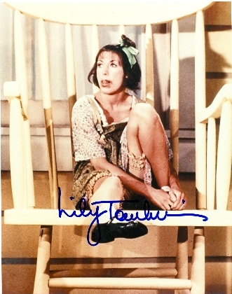 Picture of Autograph Warehouse 27702 Lily Tomlin Autographed Photo 8 x 10 Little Girl