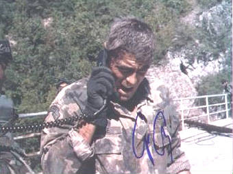 Picture of Autograph Warehouse 10483 George Clooney Autographed 8 x 10 Photo Actor- Peacemaker